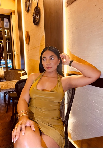 Sasha — online now for a live girl video call on Honeycam