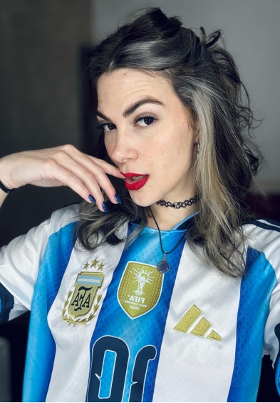 Paz, one of tonight's guests on Honeycam